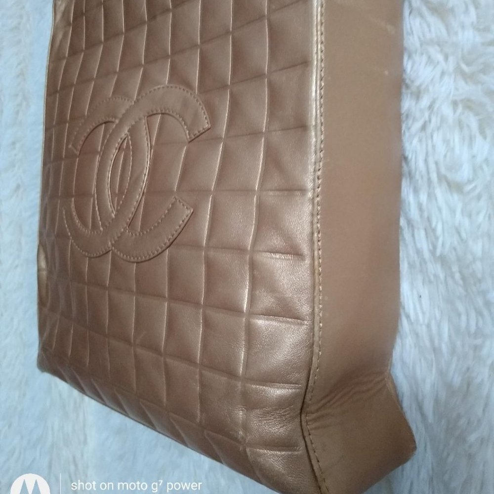 CHANEL Gold Chocolate Bar Tote Bag - Picture 5 of 13